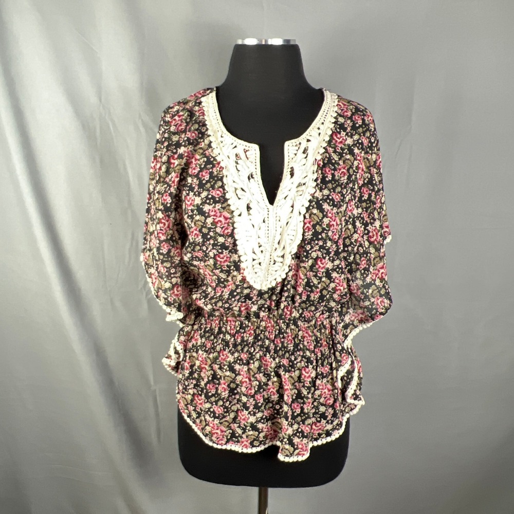 Excuse Me Miss Batwing Blouse Womens Small Multi Floral Crochet Lace Split Neck
